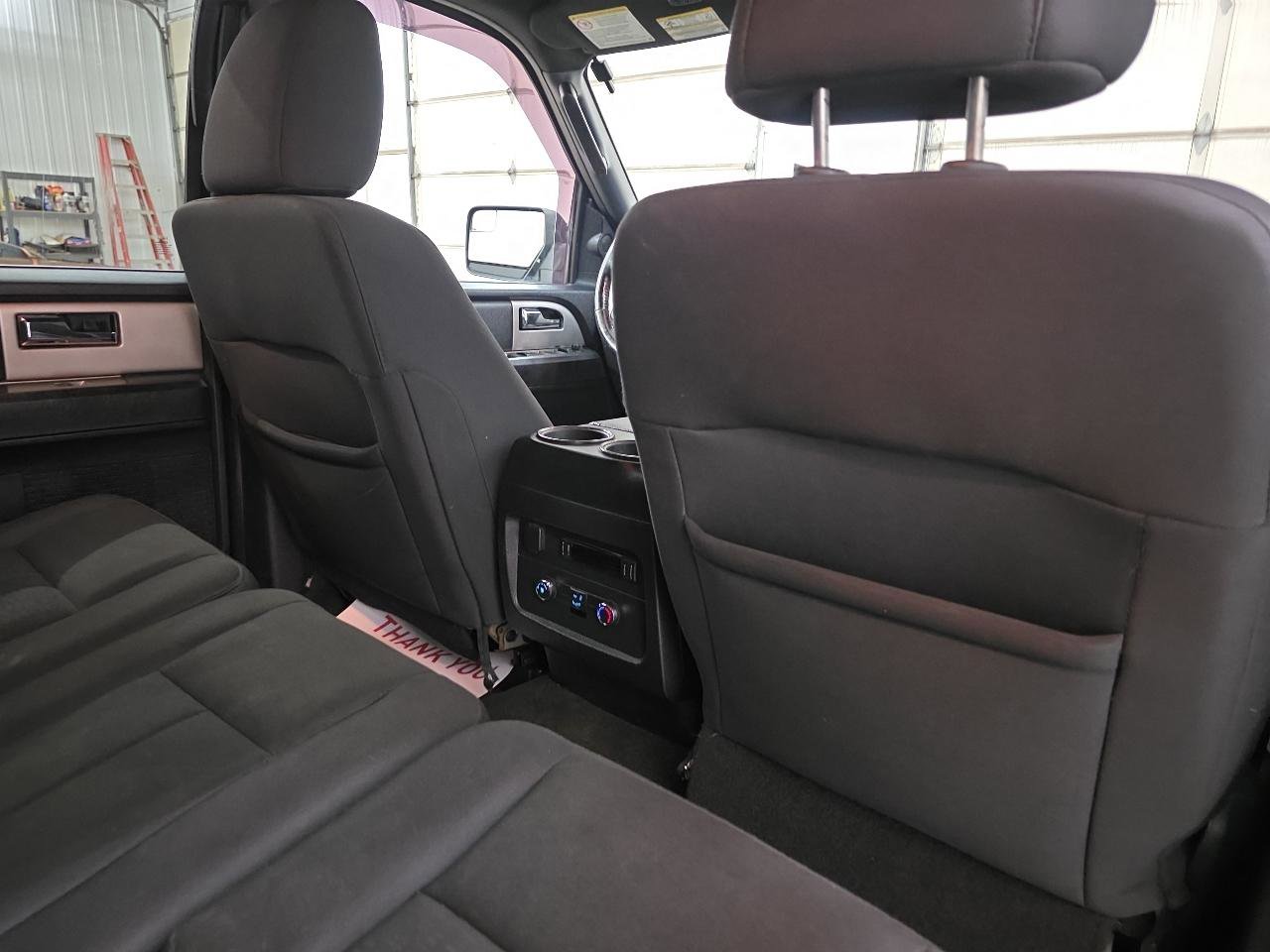 Used 2016 Ford Expedition XLT AWD/4WD image 34
