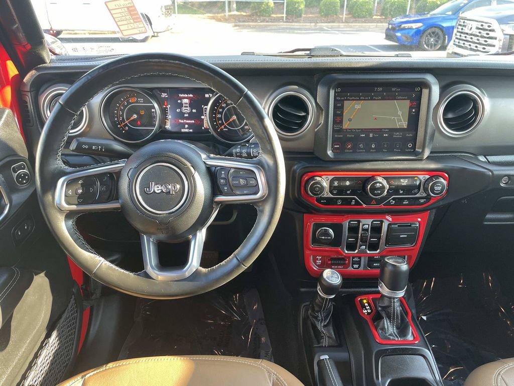 Used 2023 Jeep Wrangler Unlimited Rubicon w/ Steel Bumper Group AWD/4WD image 17