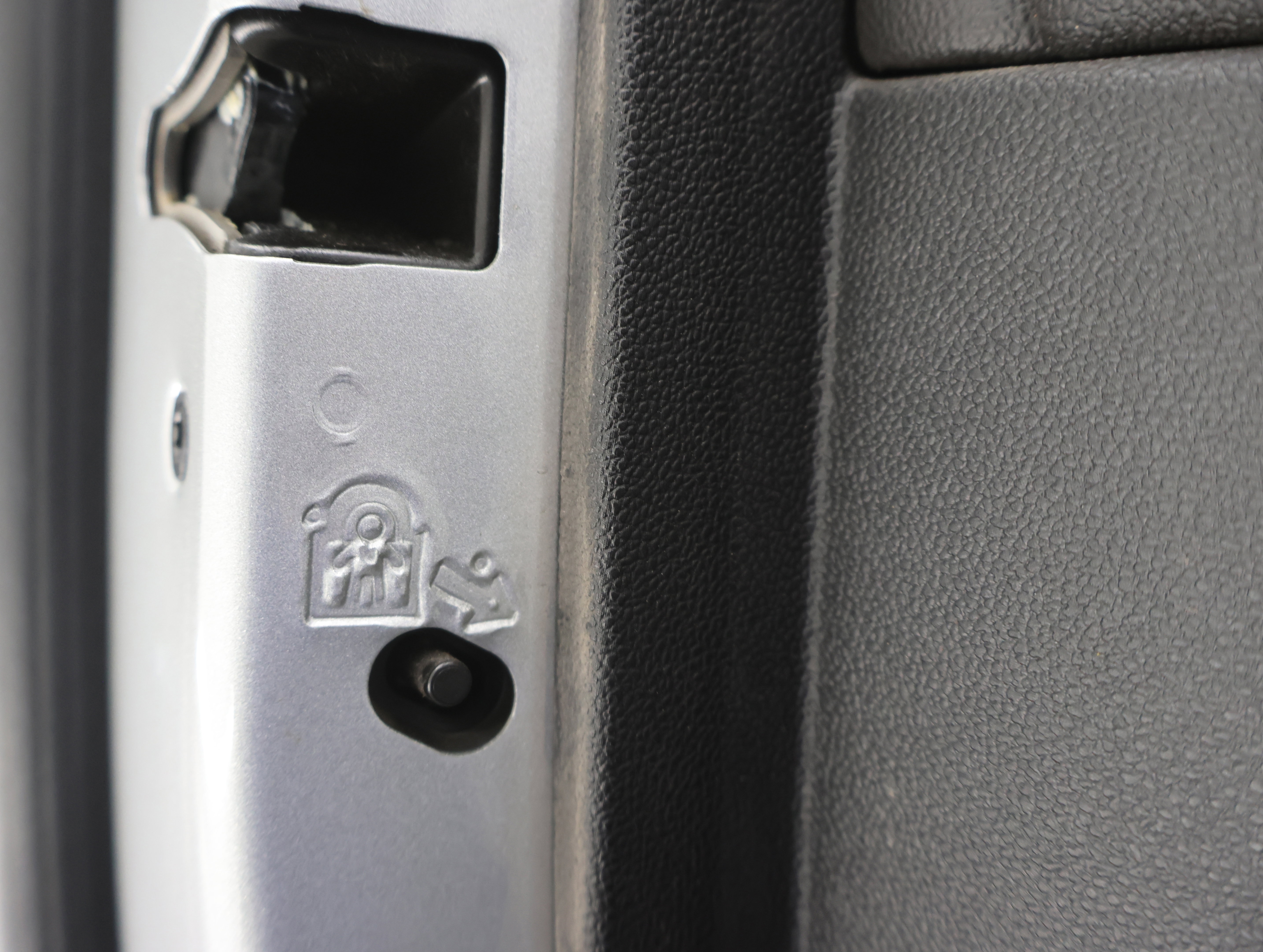 Used 2023 GMC Sierra 2500 SLE w/ SLE Convenience Package image 40