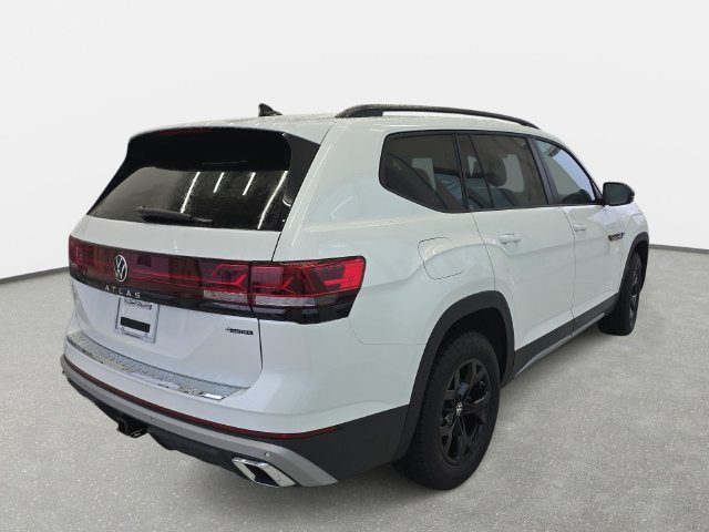Used 2026 Volkswagen Atlas Peak Edition AWD/4WD image 4