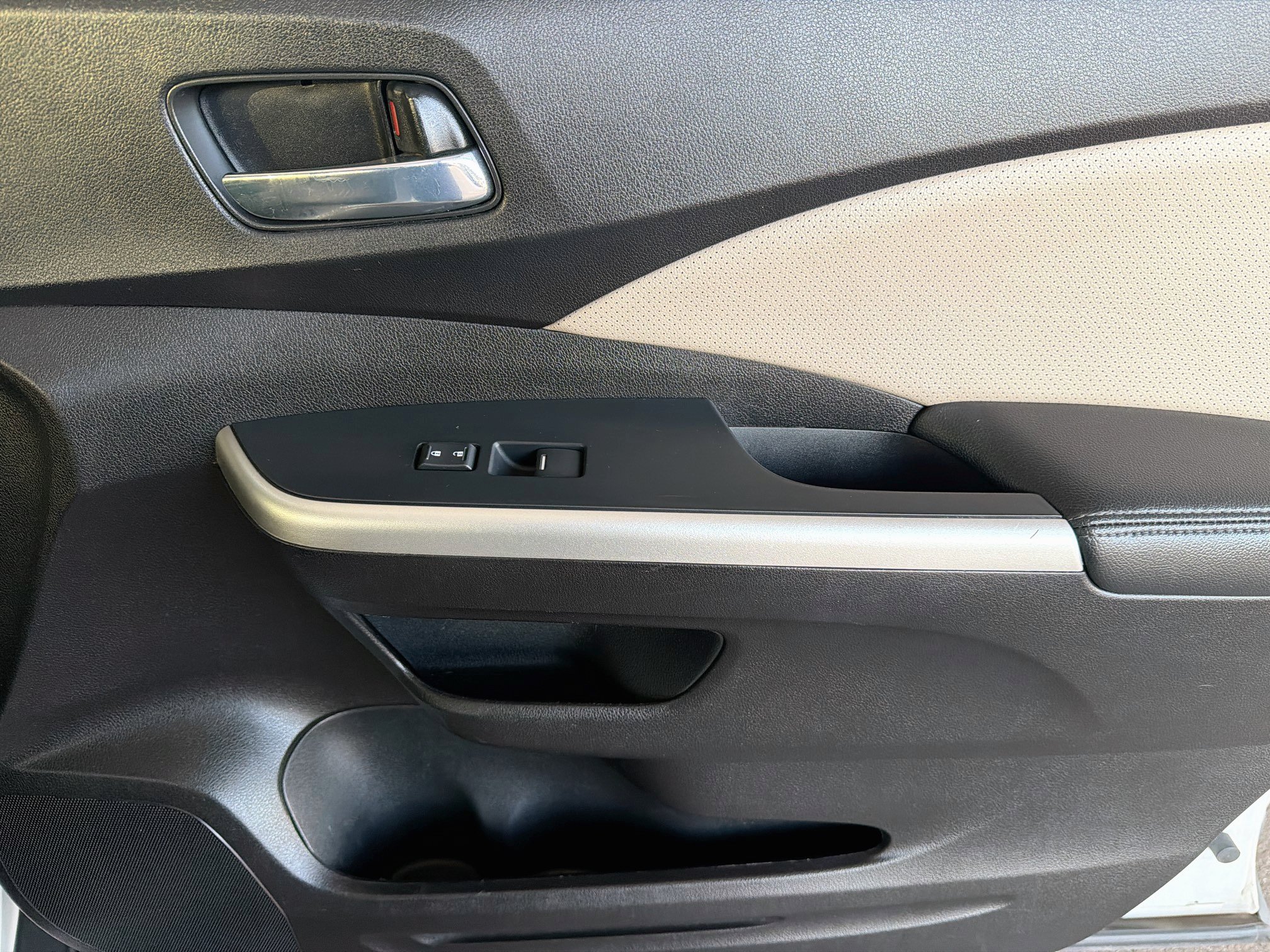 Used 2015 Honda CR-V EX-L image 31