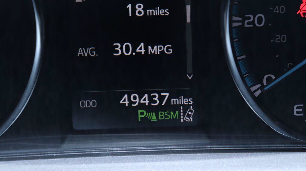 Used 2017 Toyota RAV4 Limited w/ Advanced Technology Package AWD/4WD image 20