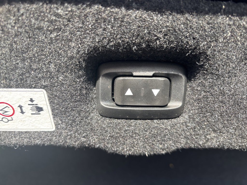 Used 2018 BMW 430i Convertible image 17