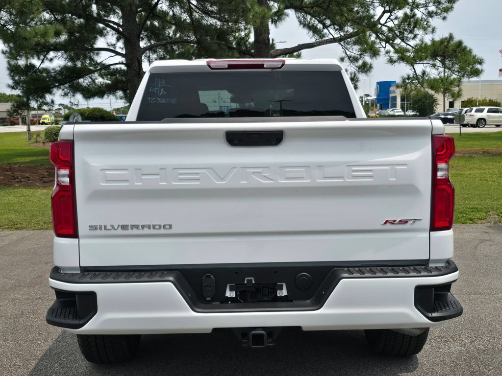 Used 2026 Chevrolet Silverado 1500 RST w/ RST Select Package RWD image 4