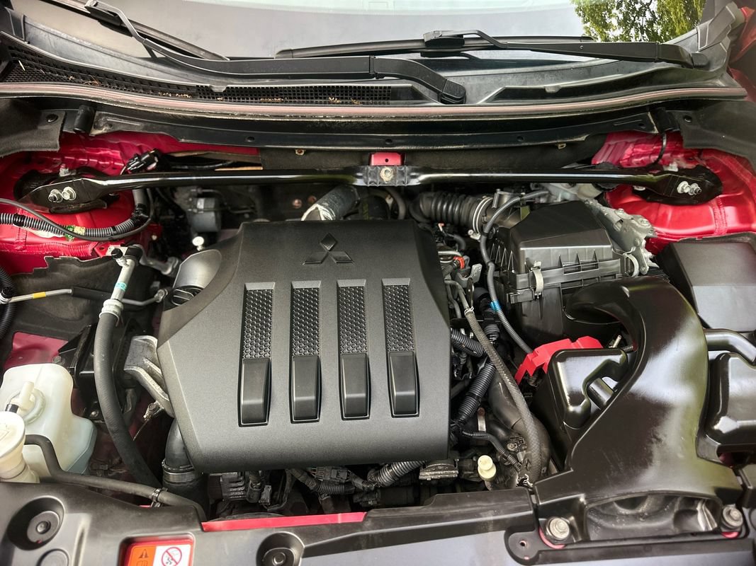 Used 2020 Mitsubishi Eclipse Cross SEL AWD/4WD image 33