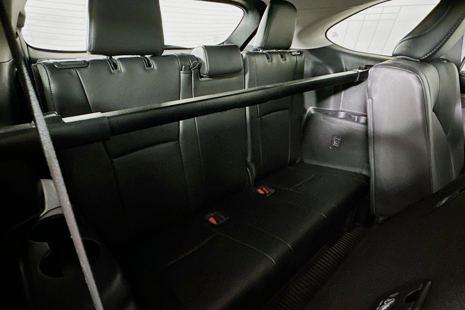 Used 2023 Toyota Highlander Limited image 10