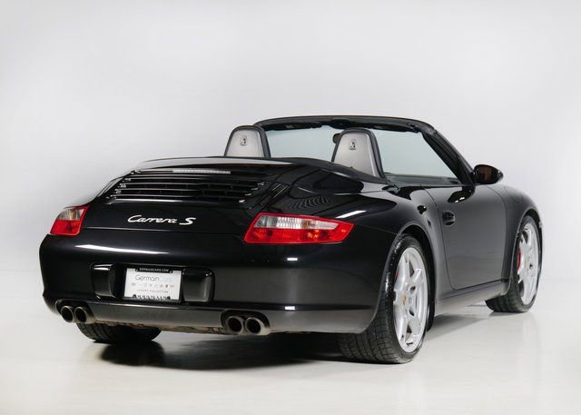 Used 2006 Porsche 911 Carrera S image 2