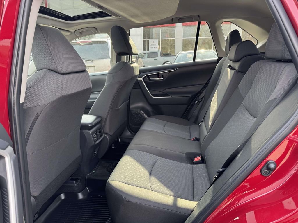 Used 2024 Toyota RAV4 XLE image 11