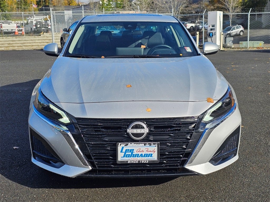 New 2025 Nissan Altima 2.5 SV w/ SV Special Edition Package image 2