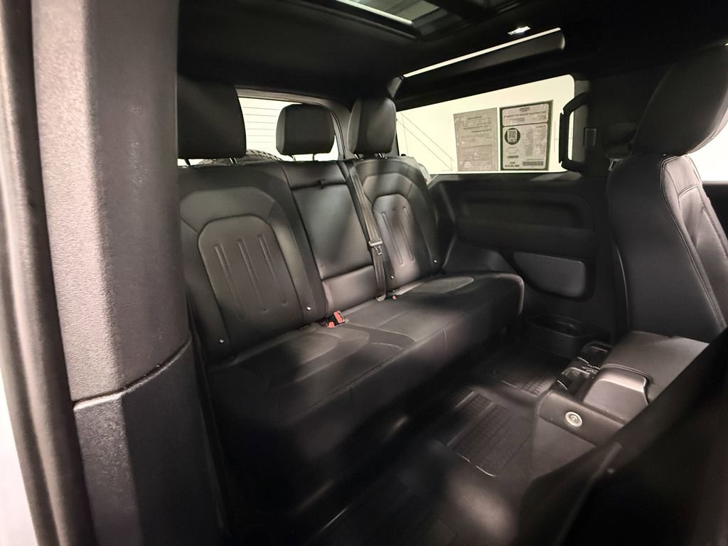 Used 2022 Land Rover Defender 90 X-Dynamic S AWD/4WD image 60