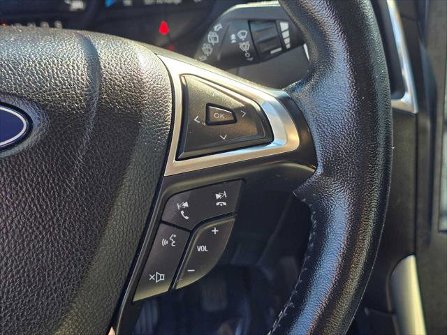 Used 2022 Ford Edge Titanium image 33