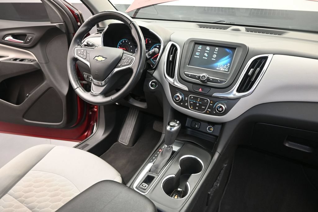 Used 2018 Chevrolet Equinox LT FWD image 31