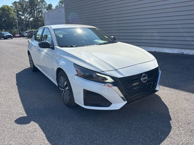 Used 2025 Nissan Altima 2.5 SV