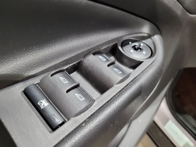 Used 2018 Ford Escape SE w/ Ford Safe & Smart Package image 41