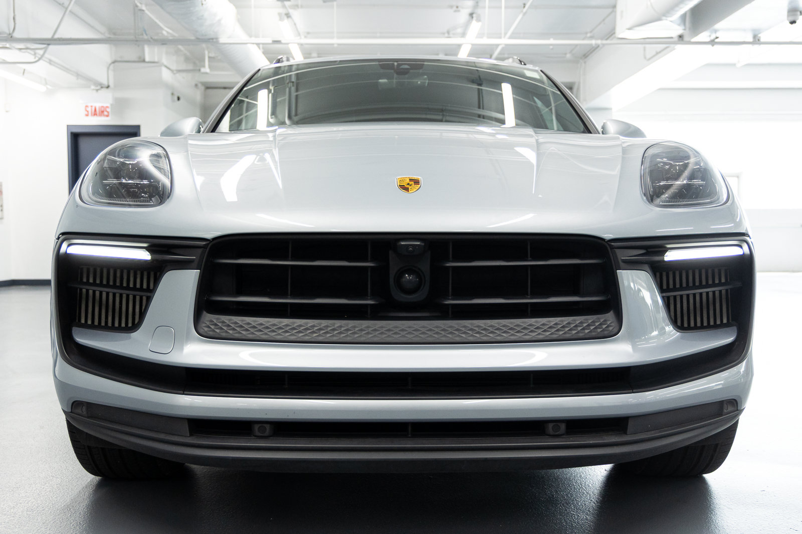 Used 2022 Porsche Macan S w/ Premium Package Plus AWD/4WD image 10