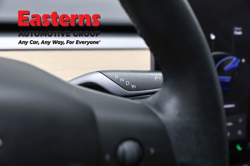 Used 2019 Tesla Model 3 Standard Range image 13