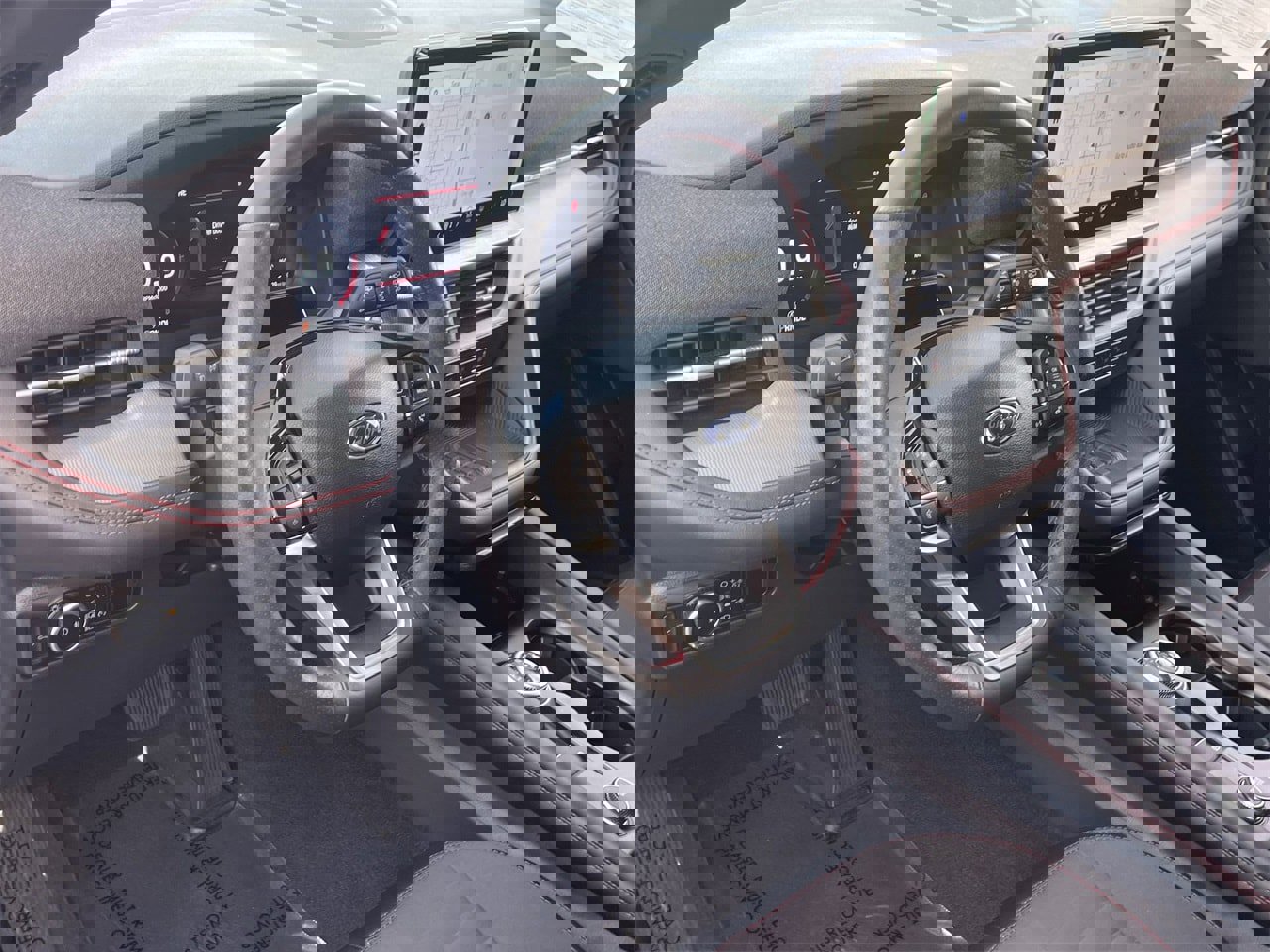 Used 2025 Ford Explorer ST-Line w/ Premium Package image 17