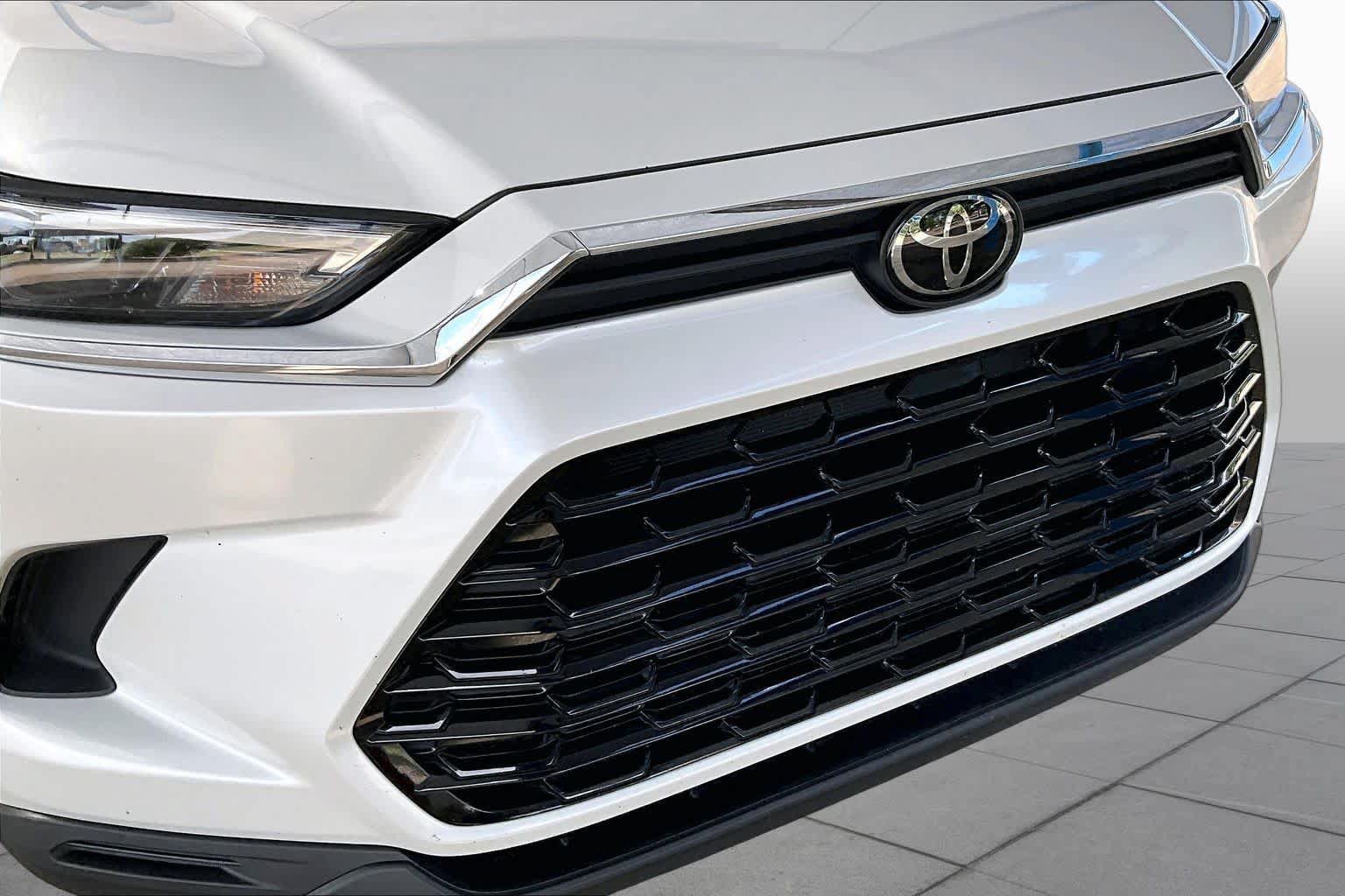 Used 2024 Toyota Grand Highlander AWD image 30