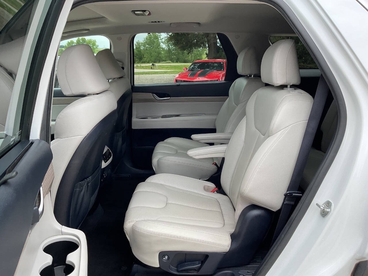 Used 2020 Hyundai Palisade SEL FWD image 14