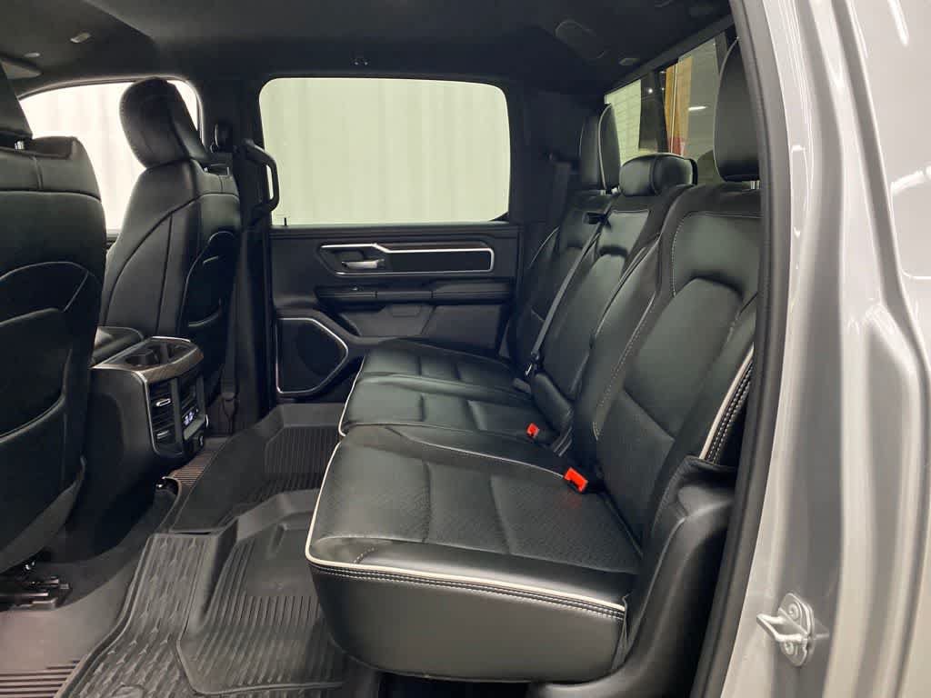 Used 2025 RAM 1500 Laramie w/ Sport Appearance Package AWD/4WD image 16
