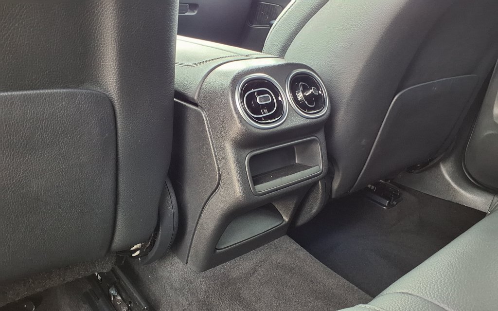 Used 2025 Mercedes-Benz GLC 300 image 20
