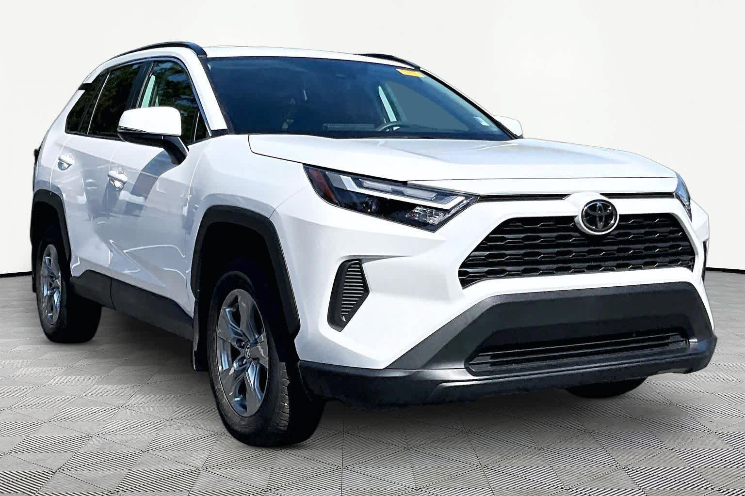 Certified 2024 Toyota RAV4 XLE FWD image 3
