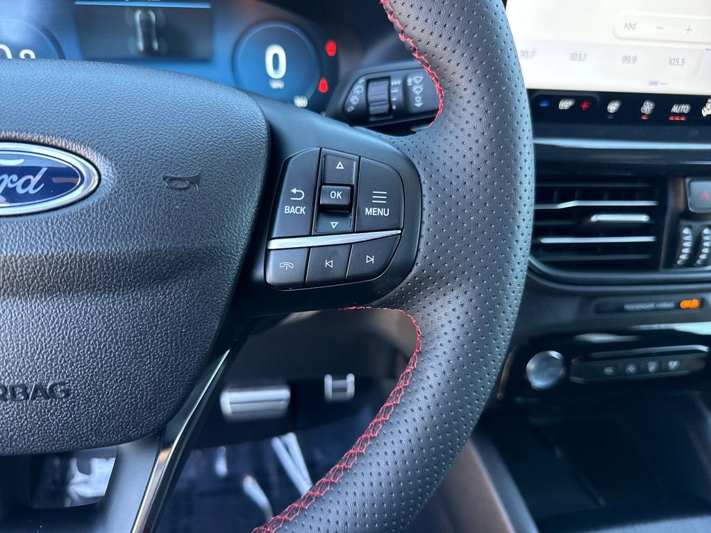 Used 2023 Ford Escape ST-Line Select w/ Tech Pack #2 image 16