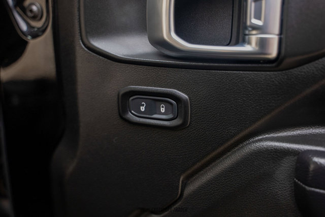 Used 2024 Jeep Wrangler Unlimited Sport AWD/4WD image 66