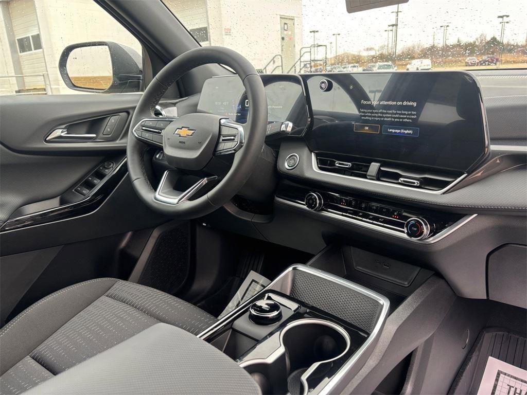 New 2026 Chevrolet Equinox LT w/ Safety and Technology Package image 19