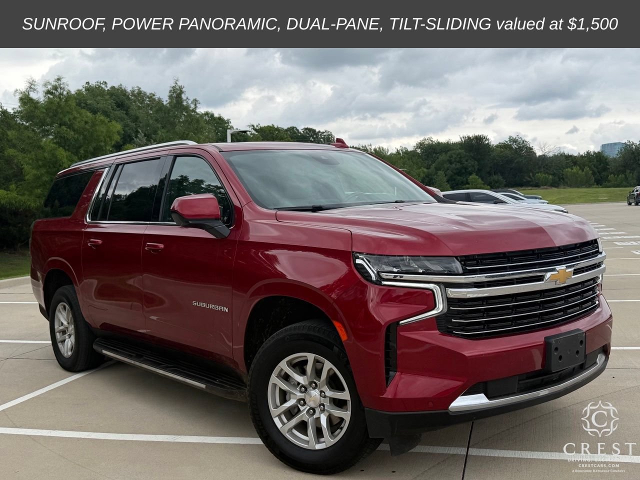 Used 2023 Chevrolet Suburban LT RWD image 1