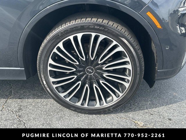 Used 2023 Lincoln Aviator Black Label w/ Class IV Trailer Tow Package AWD/4WD image 14
