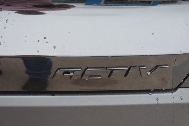 New 2027 Chevrolet Equinox ACTIV w/ Convenience Package III FWD image 8