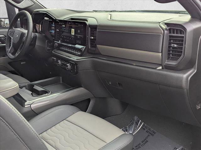 Used 2024 Chevrolet Silverado 2500 ZR2 image 24