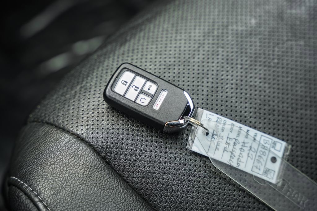 Used 2023 Honda Passport EX-L image 45