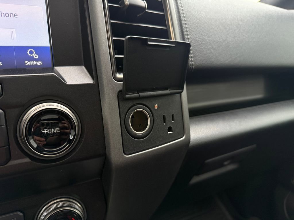 Used 2020 Ford F150 Raptor w/ Equipment Group 802A Luxury image 43