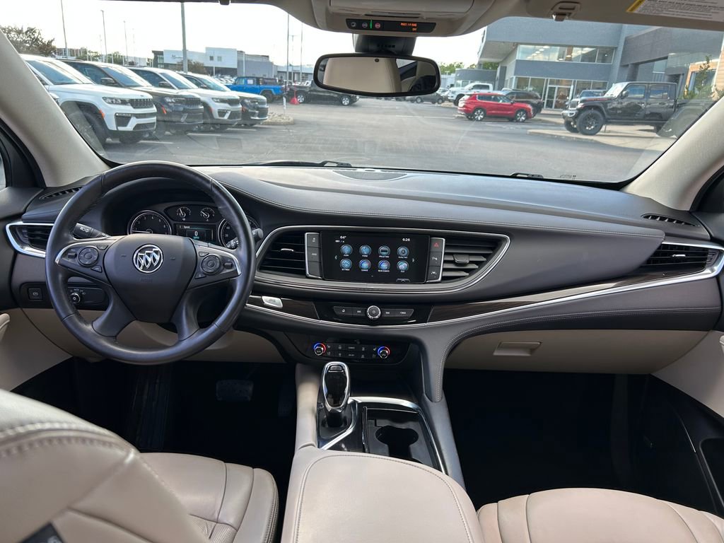 Used 2018 Buick Enclave Premium AWD/4WD image 9