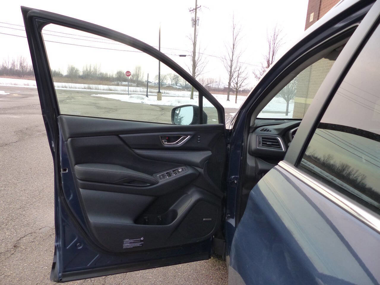 Used 2023 Subaru Ascent Limited w/ Technology Package image 17