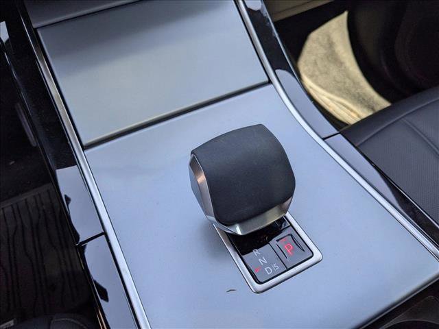 Used 2025 Land Rover Range Rover Evoque S AWD/4WD image 11