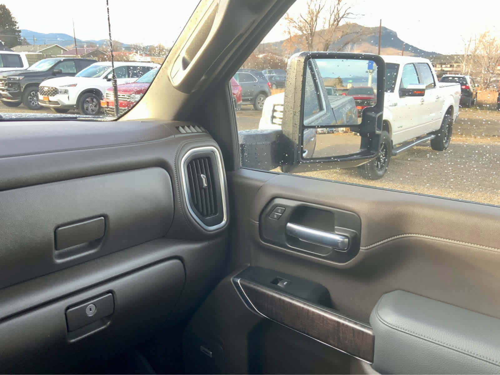 Used 2023 GMC Sierra 3500 Denali w/ Denali Ultimate Package image 37