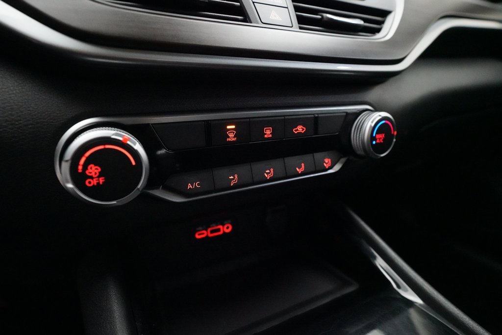 Used 2024 Nissan Altima 2.5 SV image 20