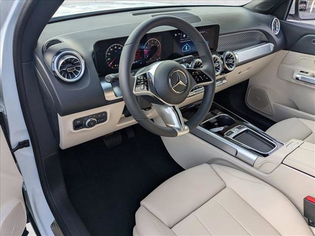 Used 2025 Mercedes-Benz GLB 250 video 3