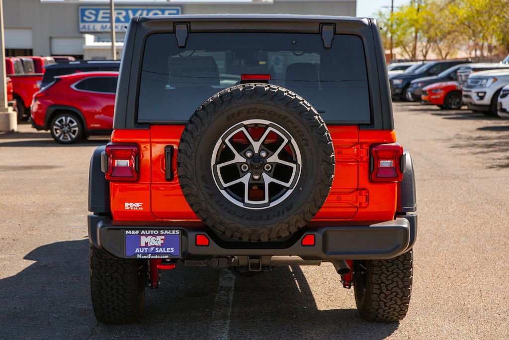 Used 2025 Jeep Wrangler Rubicon w/ Convenience Group image 6