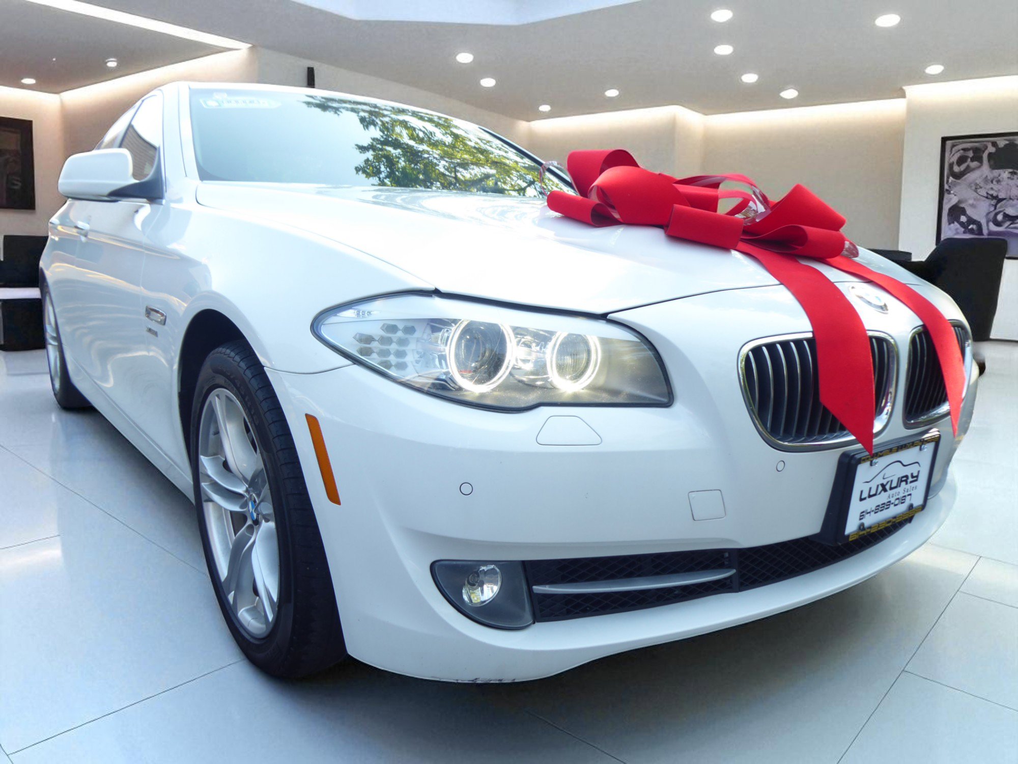 Used 2011 BMW 535i xDrive Sedan image 3