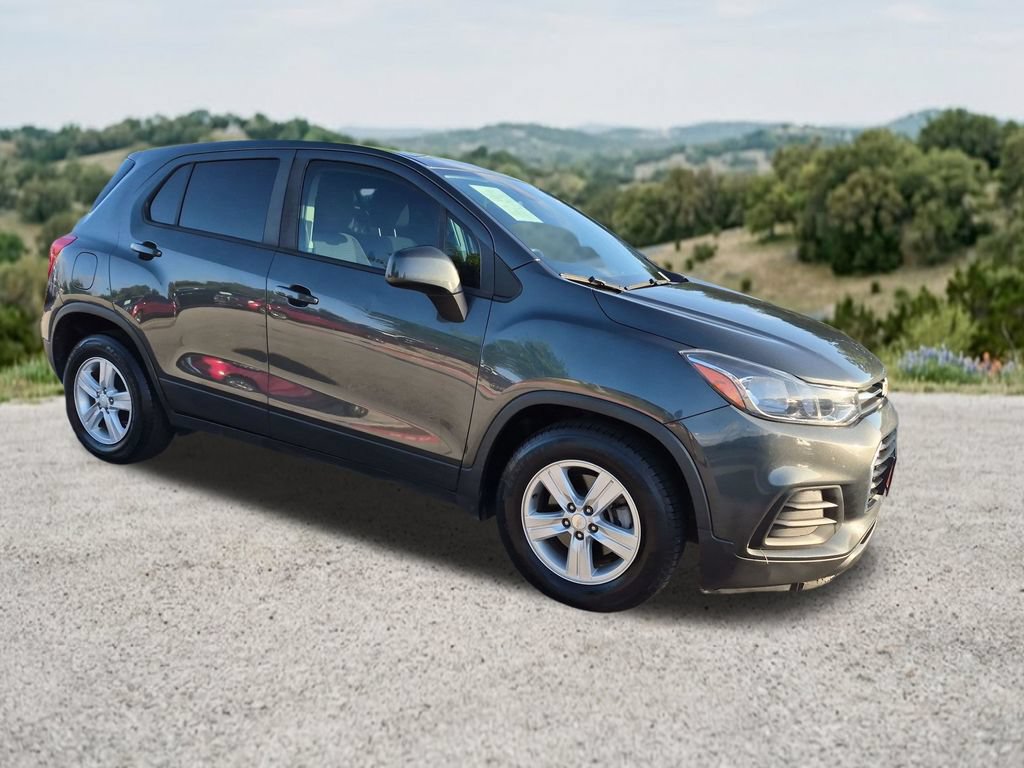 Used 2020 Chevrolet Trax LS w/ Tint and Cruise Package FWD image 1