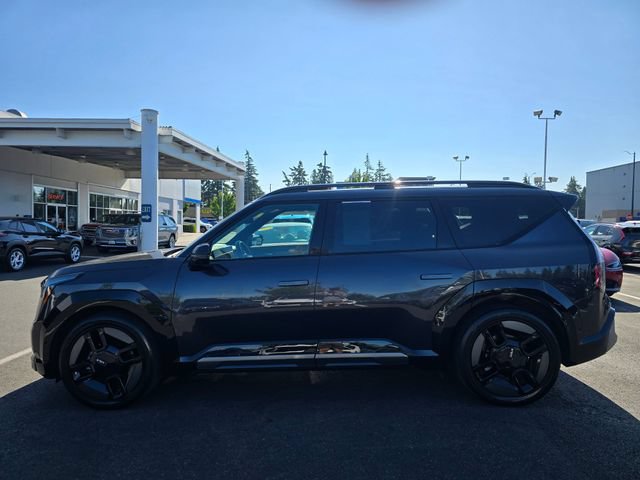 Certified 2024 Kia EV9 GT-Line AWD/4WD image 2