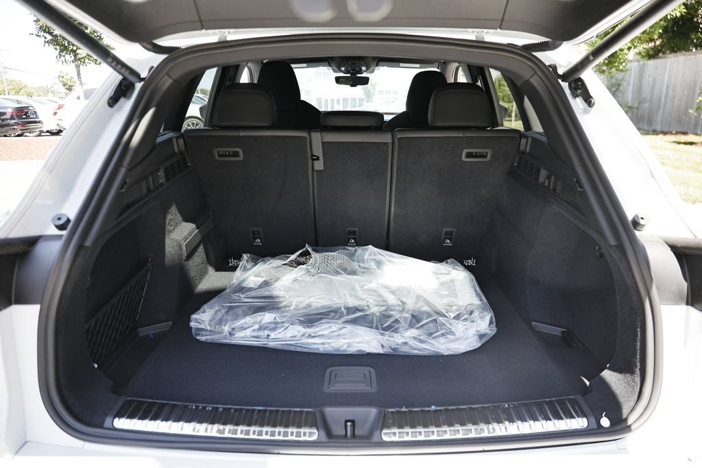 New 2026 Audi SQ5 Premium Plus AWD/4WD image 31