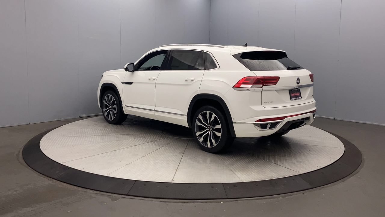 Used 2021 Volkswagen Atlas Cross Sport SEL Premium R-Line AWD/4WD image 3