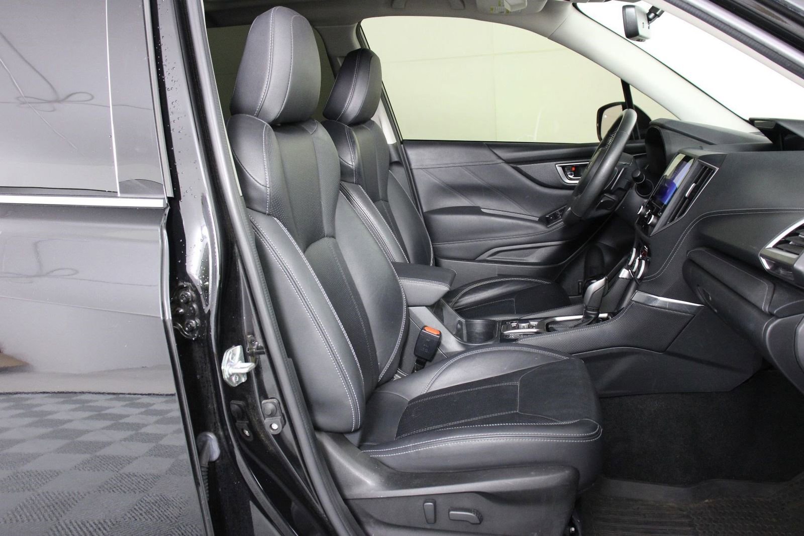 Used 2022 Subaru Forester Touring w/ Popular Package #3 AWD/4WD image 29