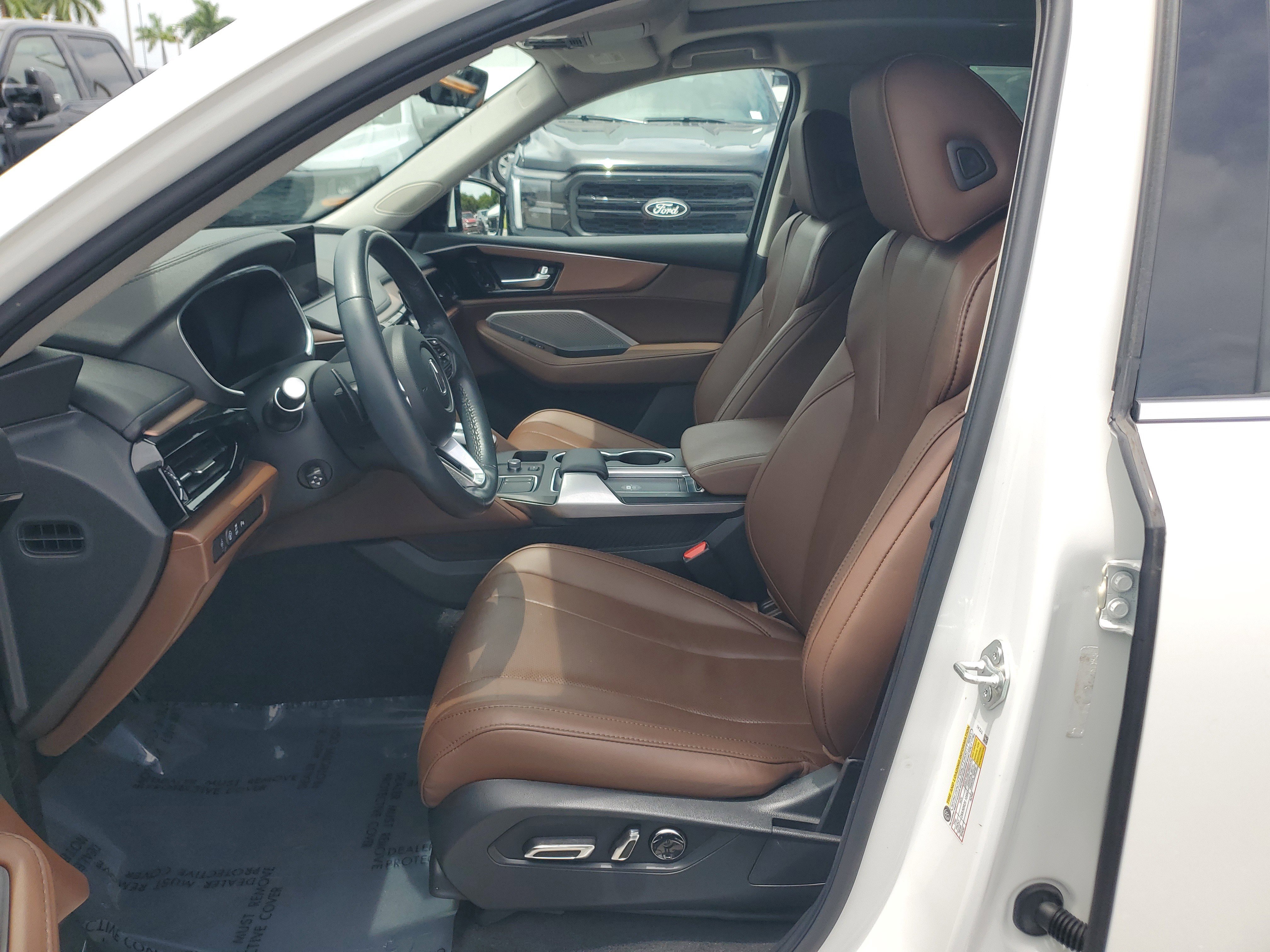 Used 2023 Acura MDX FWD w/ Technology Package image 11