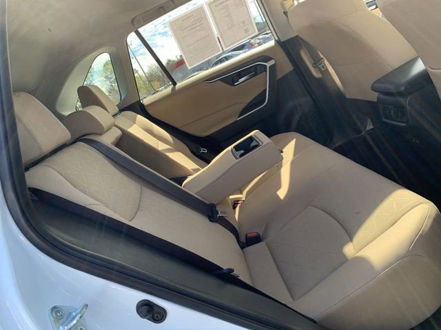 Used 2019 Toyota RAV4 XLE w/ Convenience Package image 12